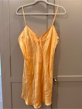 Vintage Victoria’s Secret 100% Silk Slip Dress Orange Gold Y2K Bias Cut Mini